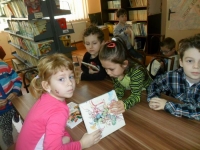 Prváci v školskej knižnici