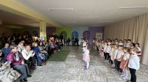 Prváci rozdávali radosť svojim starým rodičom