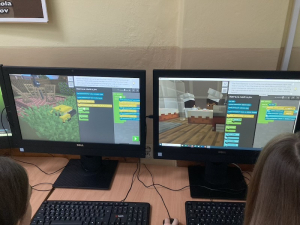Svetový týždeň informatiky na našej škole: Objavovali sme AI s Minecraft for Education
